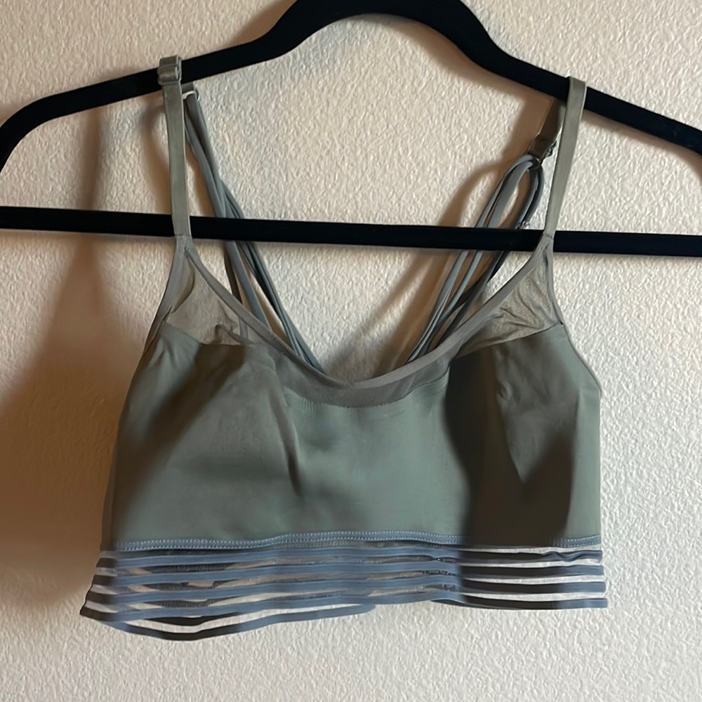 Victoria’s Secret PINK sports bra